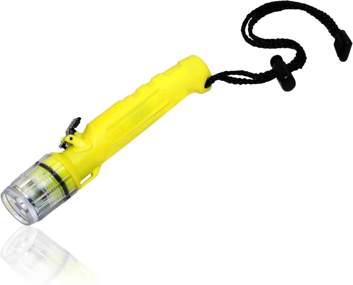 Test : lampe de plongée LED Saekodive Lite 150 lumens jaune fluo