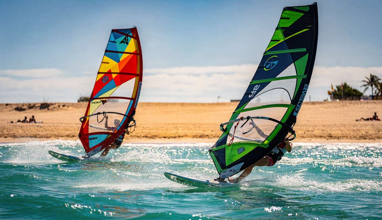 Différents types de voiles de windsurf pour débutants et experts
