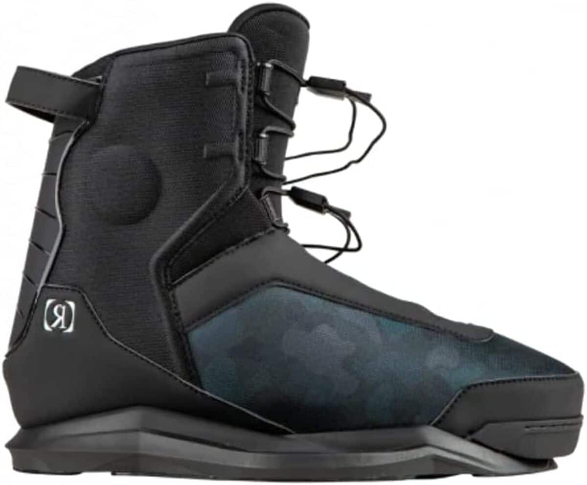 Test des boots Ronix Parks 2025 : performance et style camouflage