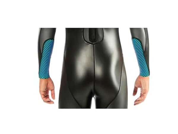 Découvrez notre test complet de la combinaison de plongée Cressi Triton taille M : performance, confort et avis détaillés pour une plongée réussie