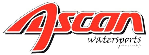 Découvrez notre test détaillé de la combinaison néoprène Ascan Frontzip 5/4 mm : ses caractéristiques, avantages et notre avis sur son confort et sa performance dans l'eau.